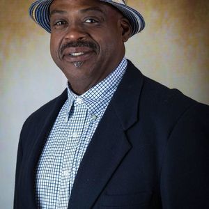 Meet your Posher, Derek